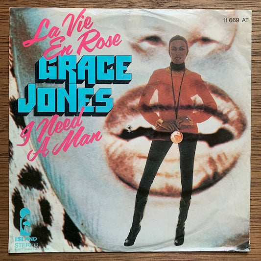 Grace Jones - La Vie En Rose
