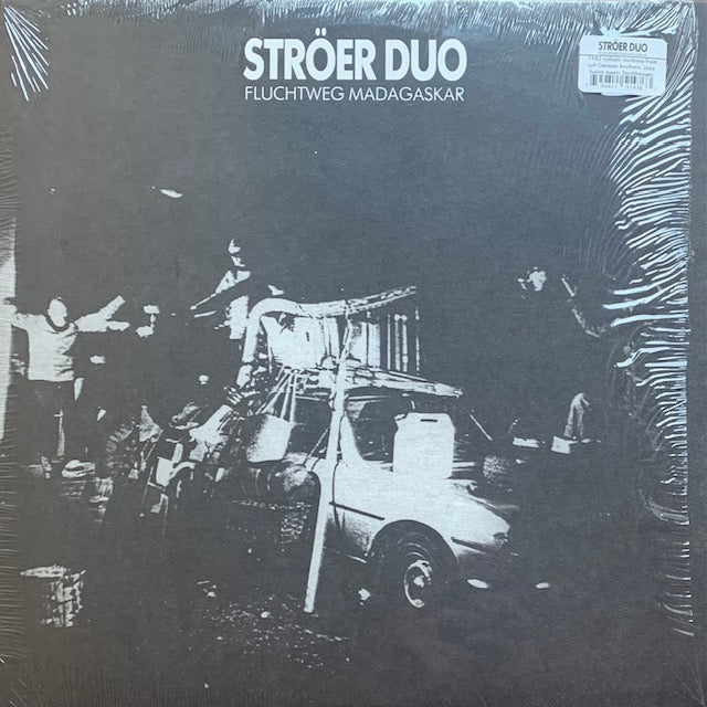 Stroer Duo - Fluchtweg Madagaskar