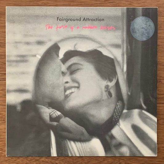 Fairground Attraction - The First Of A Million Kisses