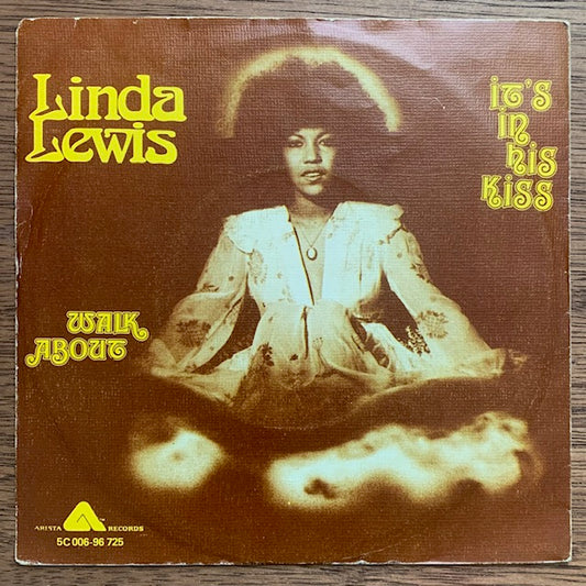 Linda Lewis - It's In His Kiss